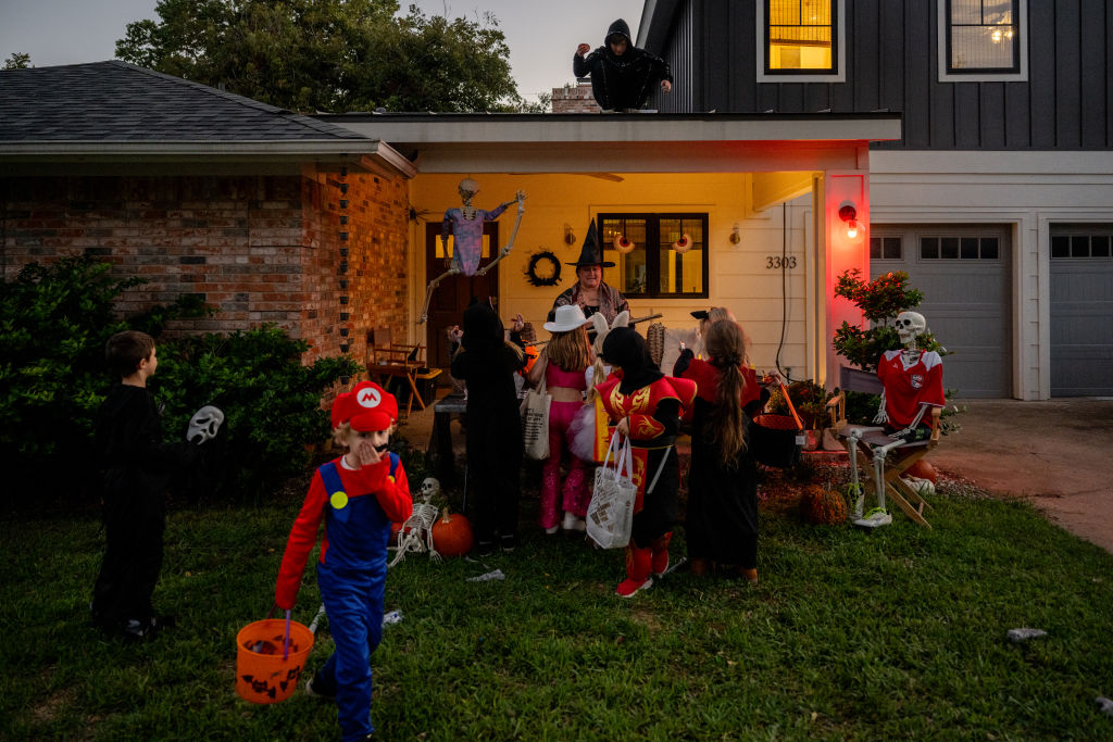 Halloween curfews 2026: When NYC-area kids need to be home this weekend — FOX 5 NY (WNYW)